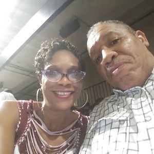 Meet your Posher, Cynthia